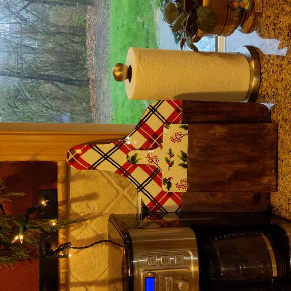 Charcuterie Holly Berry Plaid Christmas Dolly Parton Mango Wood Cheese Boards - Picture 6 of 8